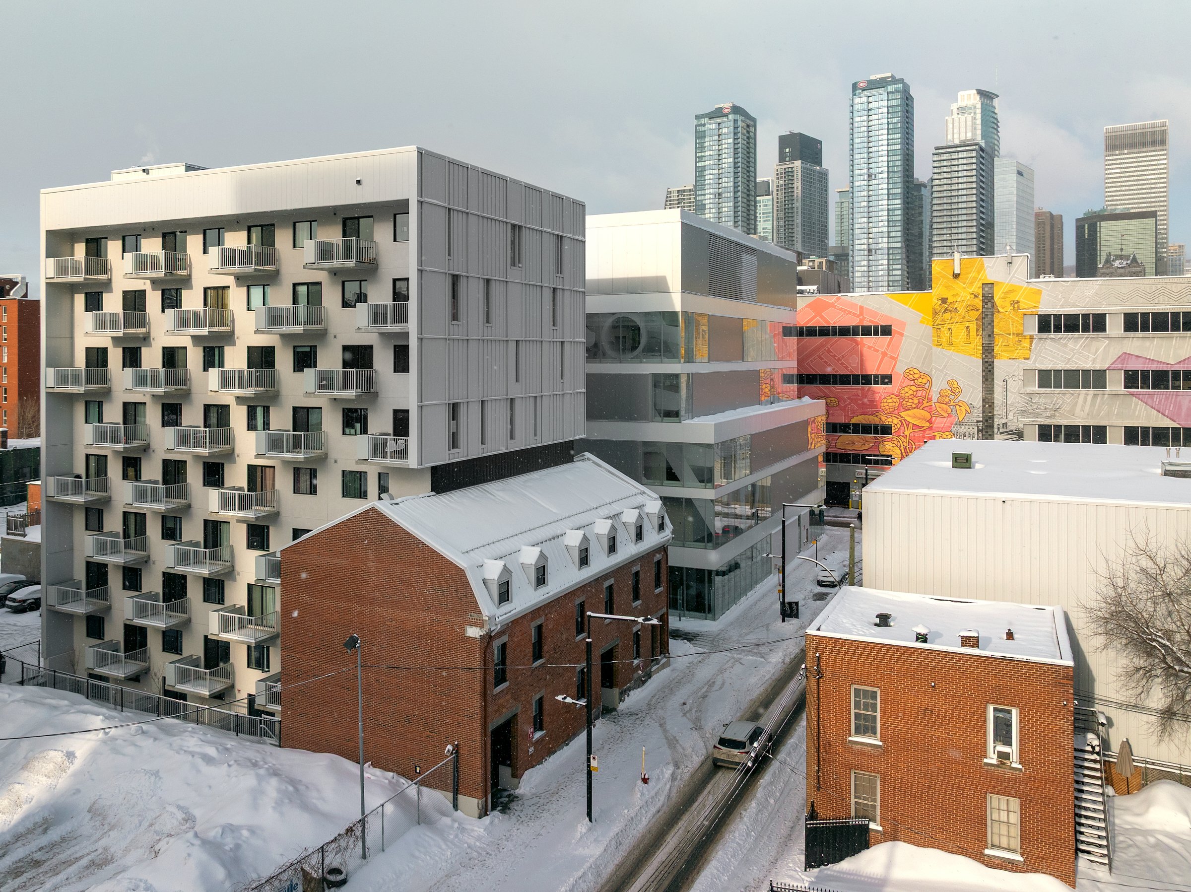 321-300_Young_retouches